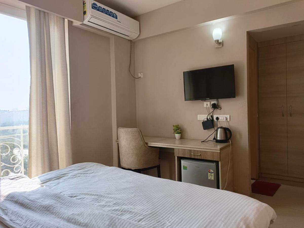 Hotel Omaxe Govind Dham Vrindāvan Buitenkant foto